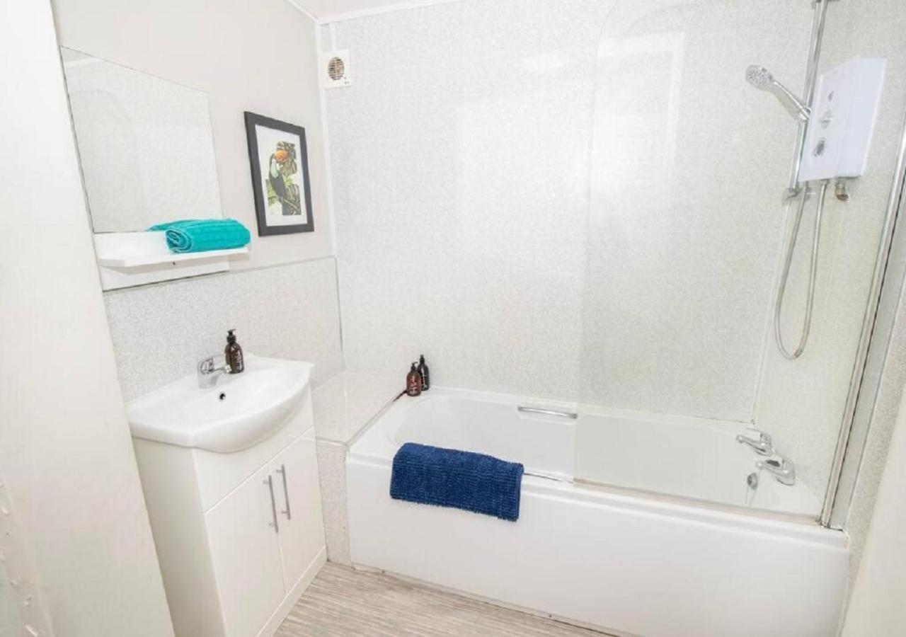 Cormorant - Beautiful 2 Bed Apartment With Sea Views Old Town Scarborough Exteriér fotografie