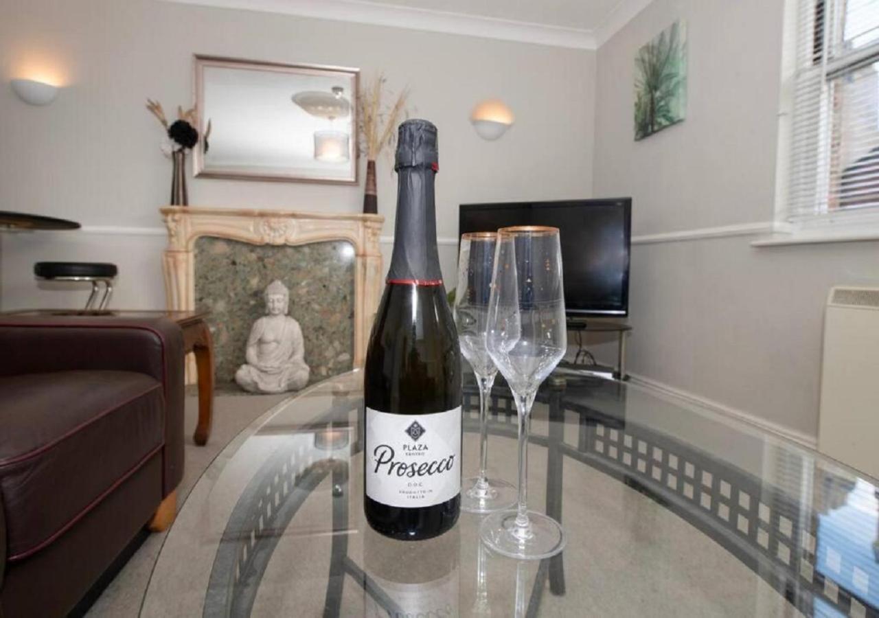 Cormorant - Beautiful 2 Bed Apartment With Sea Views Old Town Scarborough Exteriér fotografie